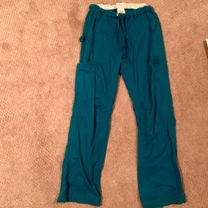 NWOT Koi scrub bottoms size XS
